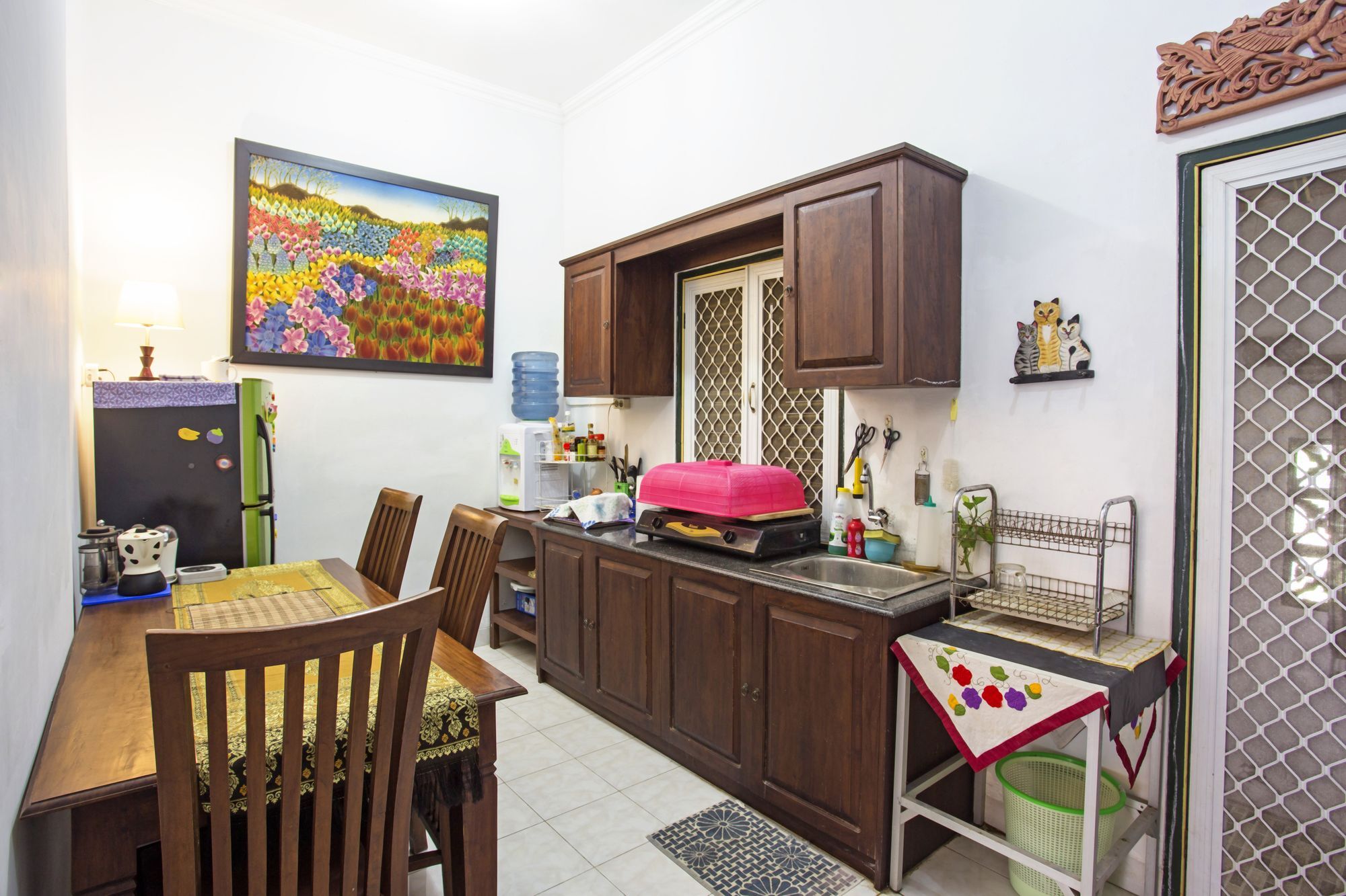 Отель Reddoorz Near Adisucipto Airport Джокьякарта Экстерьер фото
